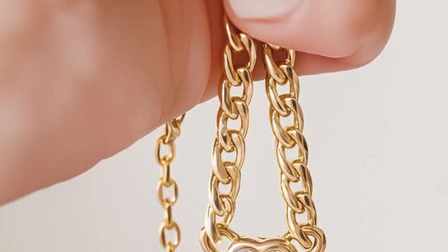 Генерации видео для рекламы