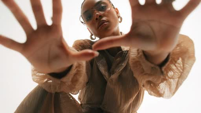 Генерации видео для рекламы