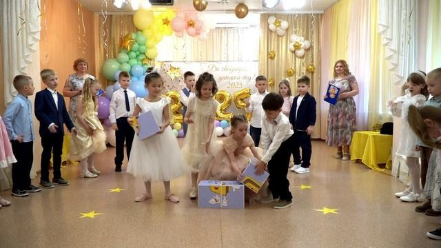 Детские утренники и выпускные в Омске. Фото и видеосъемка в Омске | Выпускные альбомы