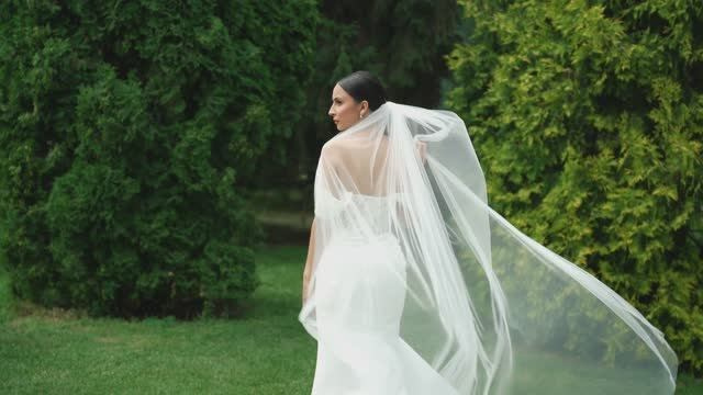 Свадебные фильмы. Видеограф и фотограф в Тюмени Нурмухаметова Анастасия