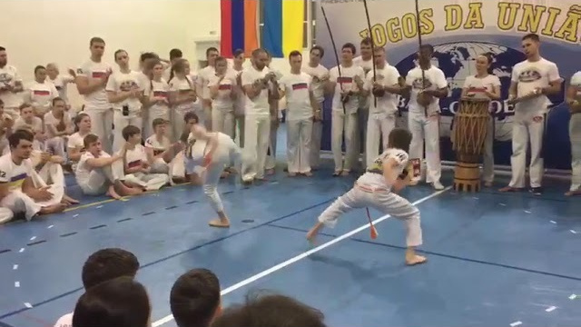 2017 Jogos da União. Капоэйра в Казани ABADÁ-Capoeira
