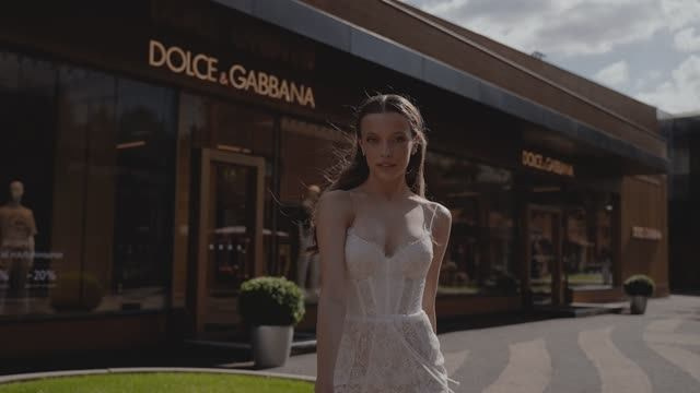 Креативные свадебные клипы и видеоролики. Свадебный видеограф в Москве Максим Лобач-Граубергер