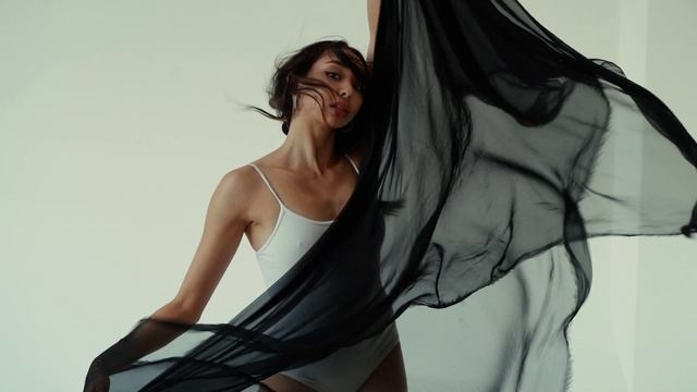 Артистка балета Амира Анвар. Профессиональный портретный фотограф в Москве Владимир Глаголев