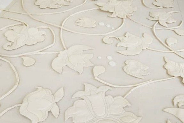 Объемная и прорезная аппликация на театральных декорациях. История занавеса. Превращаем идею в технологию