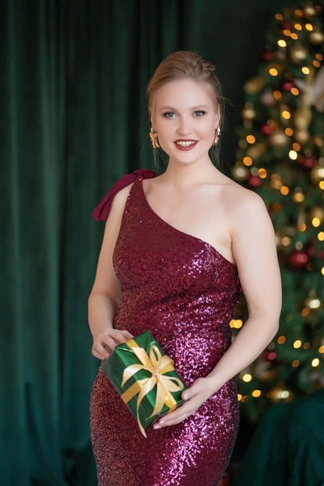 С открытым плечом 44-46