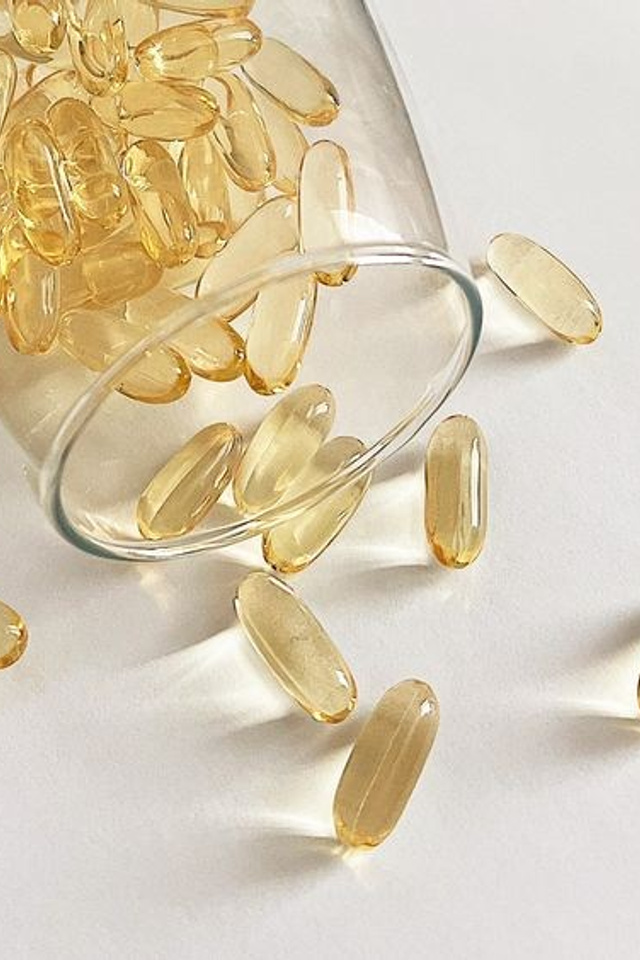 Съемка на белом фоне с акцентом на высокое качество и детализацию товара