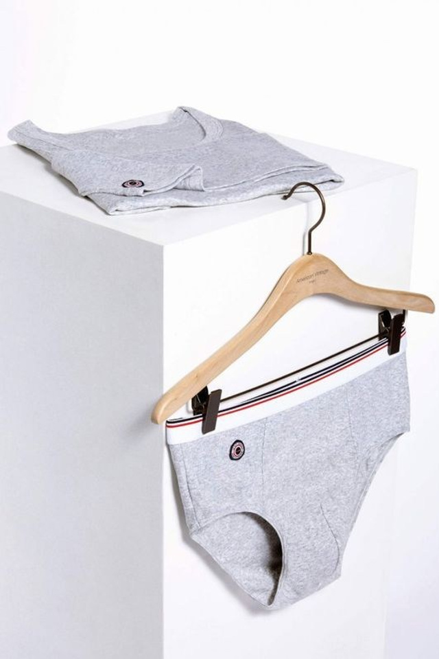 Креативная съемка на белом фоне для выделения всех деталей товара