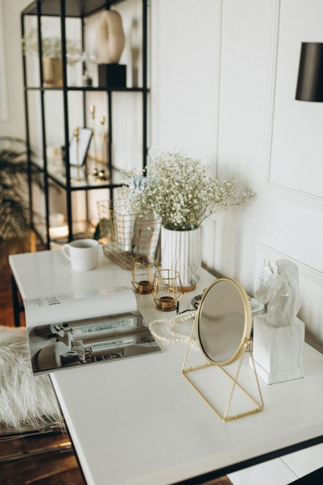 Студия Истории Мидл для предметной съемки Красноярск|Sale Easy