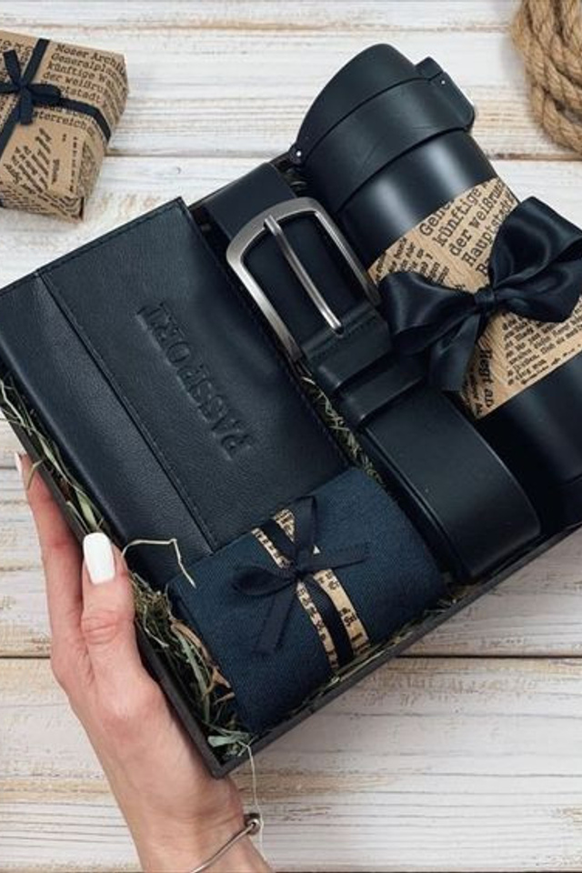 Профессиональная съемка с фокусом на детали упаковки и оформления