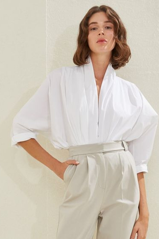 Профессиональная съемка рубашек для стильных