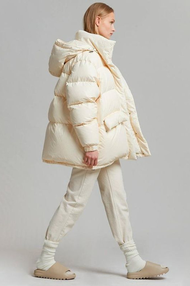 Профессиональная съемка курток с фокусом на удобство и комфорт