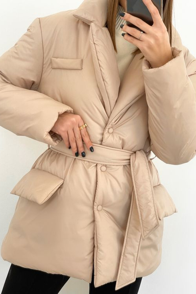 Эффектная съемка женских курток для создания запоминающихся луков