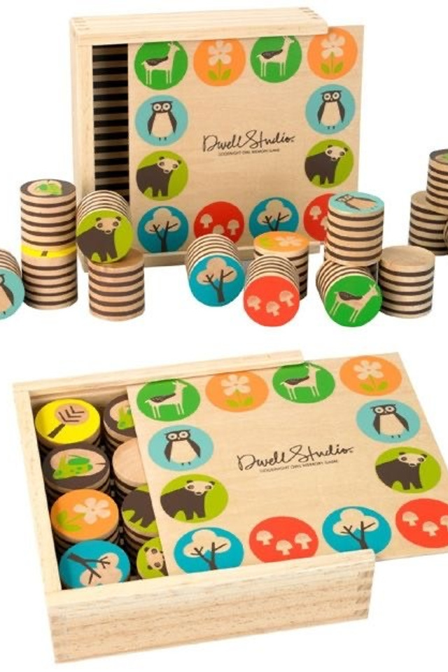 Пример настольных игр среди детских игрушек для веселого времяпрепровождения.