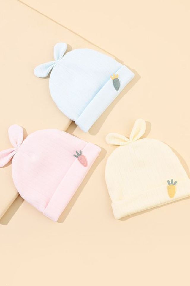 Съемка одежды для малышей с фокусом на мягкие и уютные модели