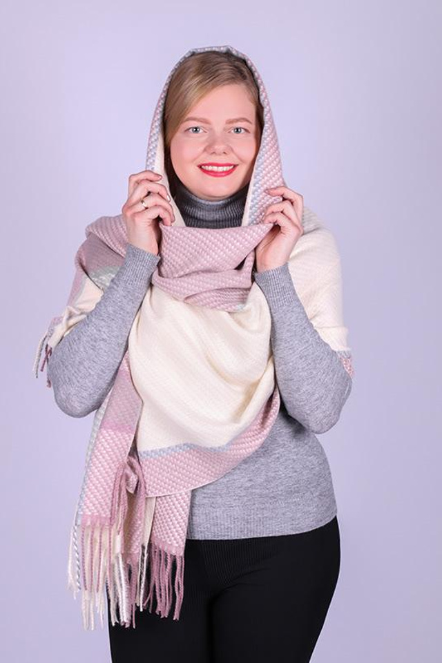 Модель plus size для предметной съемки Юлия Н. Н.Новгород | Sale Easy