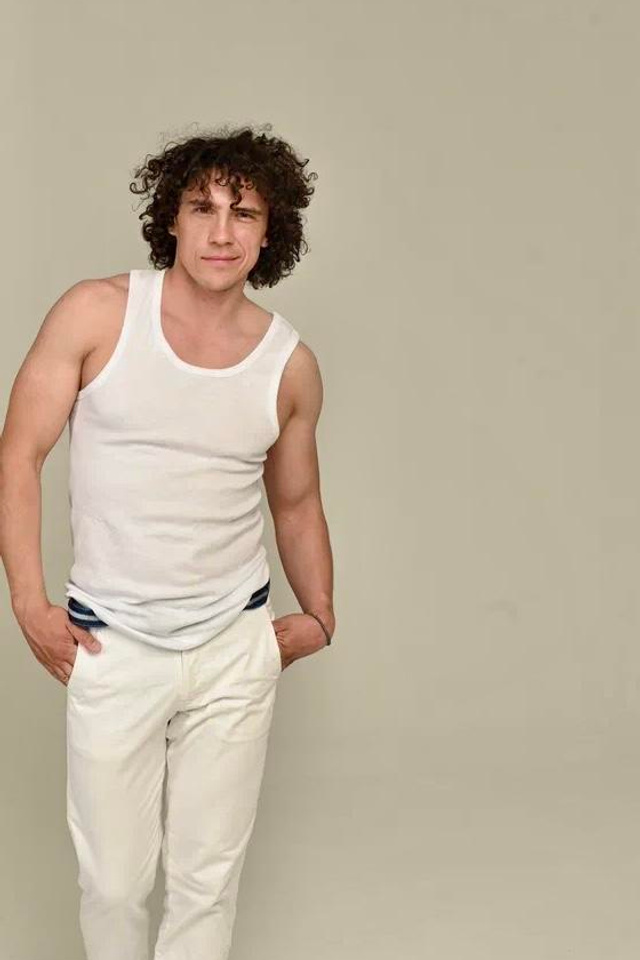 Модель для предметной съемки Сергей А. С-Петербург | Sale Easy