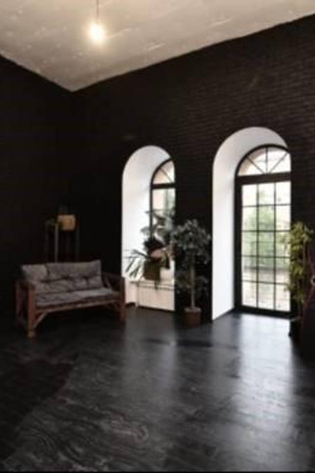 Студия Черно Белое для предметной съемки Красноярск|Sale Easy