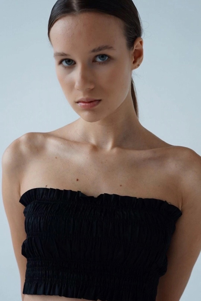 Модель для предметной съемки Милана А Н.Новгород |Sale Easy