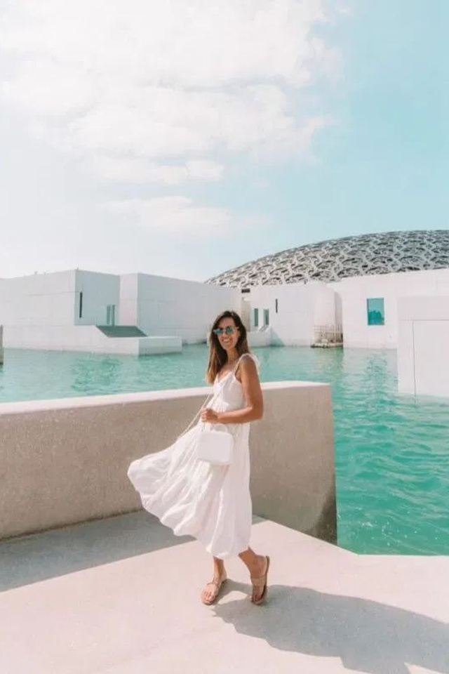 Локация Лувр Абу-Даби для предметной съемки Дубай|Sale Easy