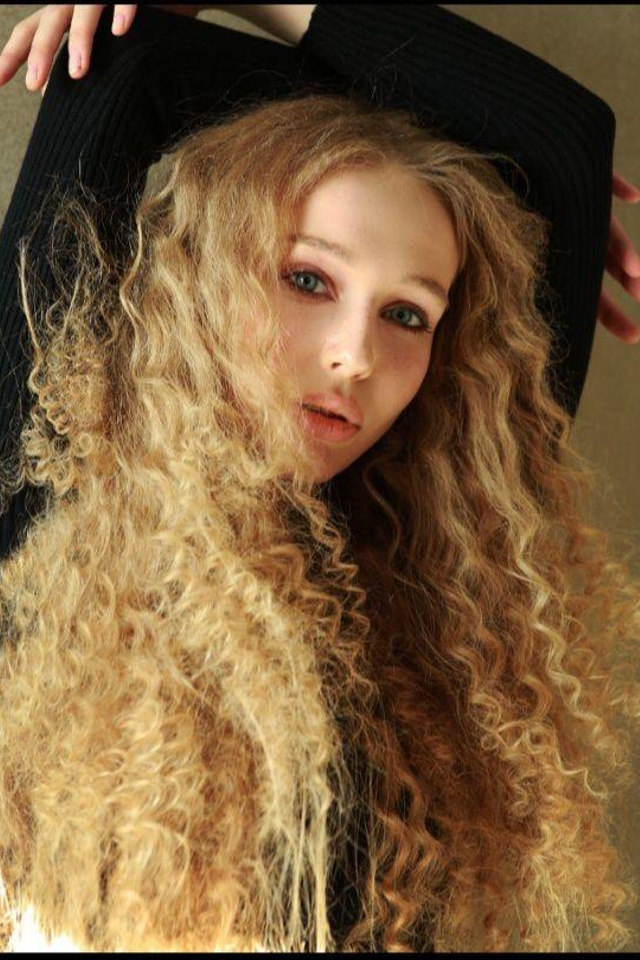 Модель для предметной съемки  Алекс Б Сочи| Sale Easy