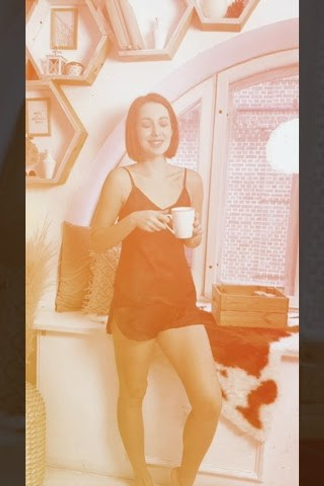 Портфолио видеосъемка одежды для маркетплейсов | Sale Easy