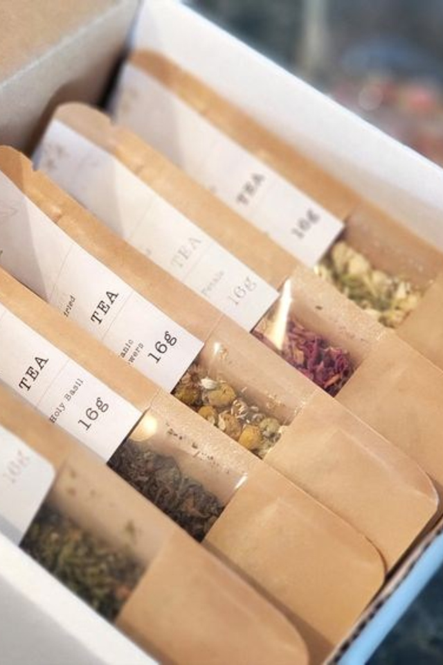 Подарочные наборы чая в стильной упаковке