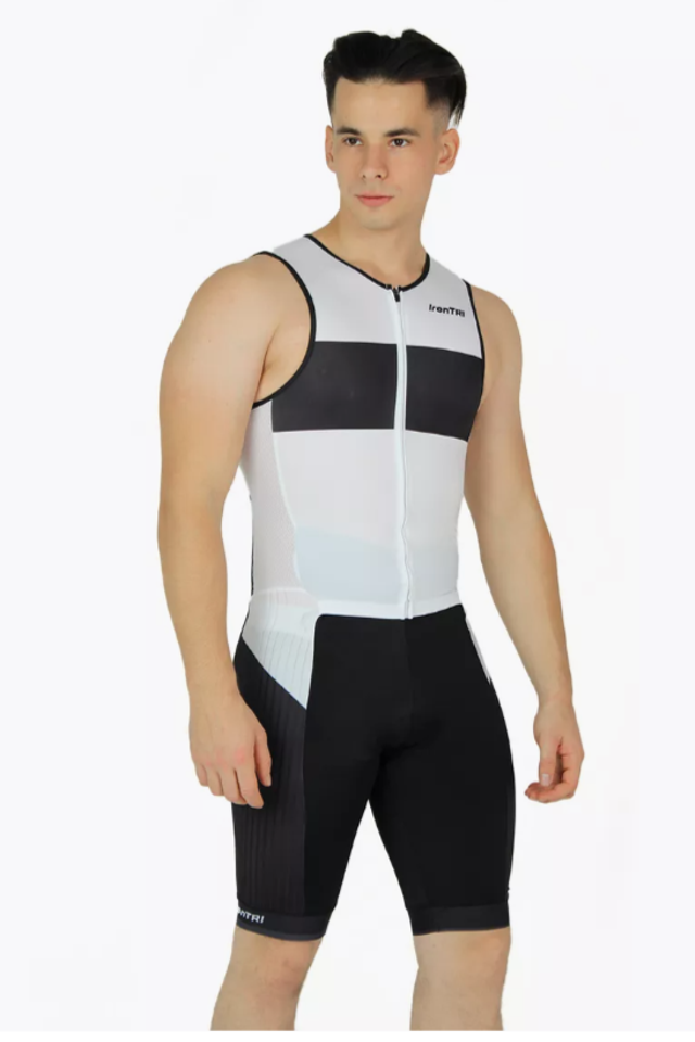 Модель для съемки на маркетплейсы Никита Б Казань| Sale Easy