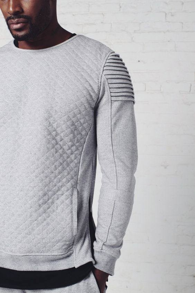 Референс для мужской одежды с использованием нейтральных цветов