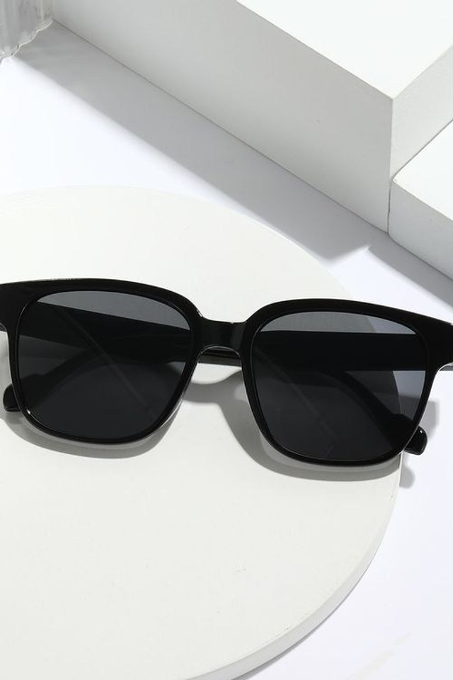 Эффектная съемка на белом фоне для создания чистых и профессиональных изображений