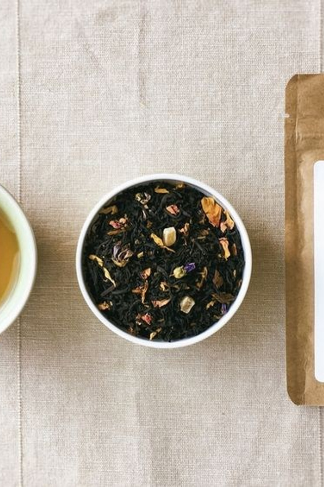 Чайные наборы с различными по размеру и форме упаковками