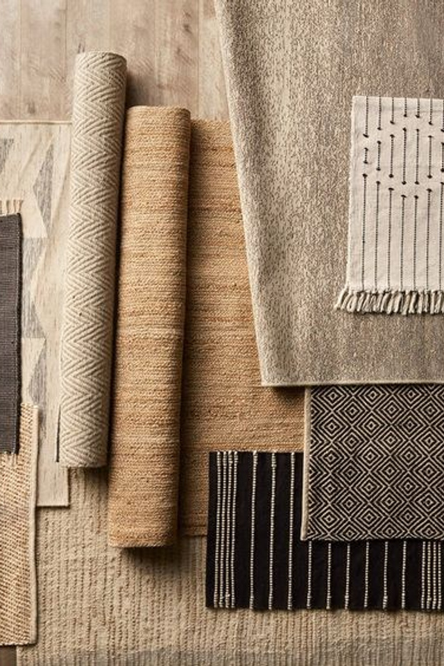 Съемка ковров с разнообразными узорами и дизайнами