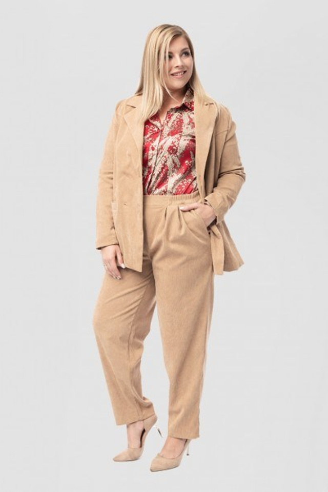 Модель plus size для предметной съемки Людмила А. Москва | Sale Easy