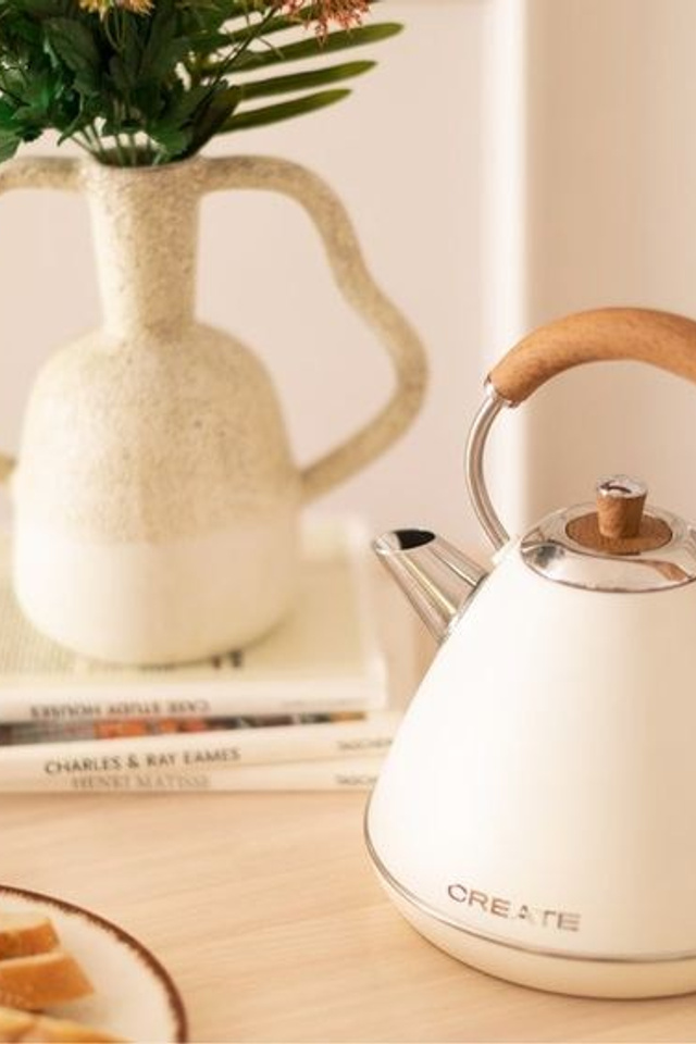 Чайники с минималистичным дизайном