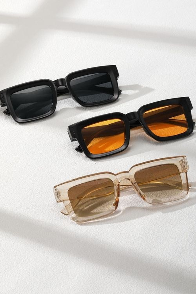 Стильная съемка на белом фоне для создания простых и аккуратных визуальных решений