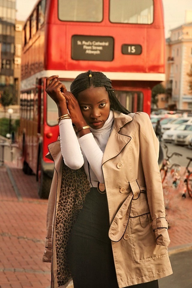 Модель для предметной съемки Сара Москва| Sale Easy