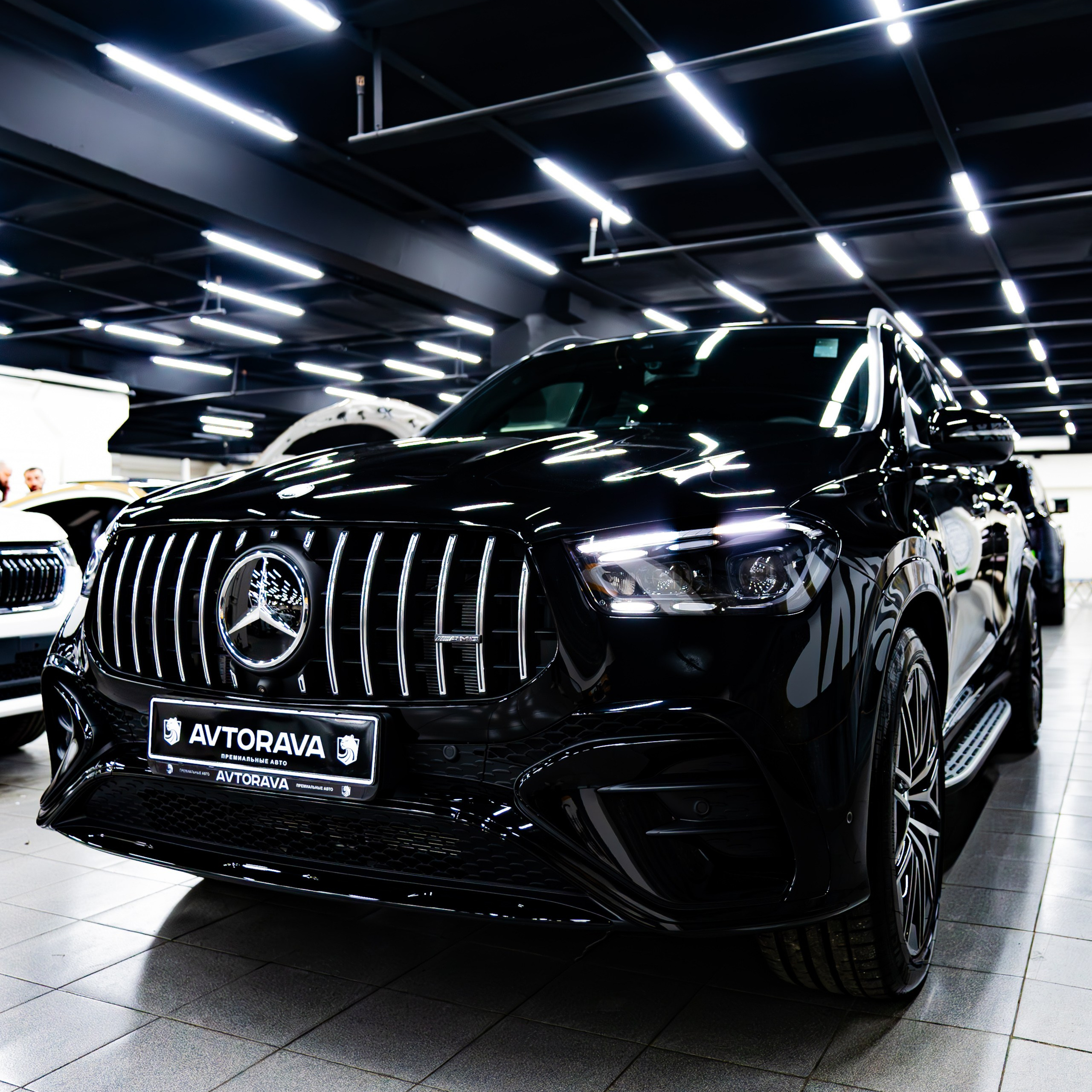 KUSTOV PRODUCTION — профессиональная фотосъёмка в Москве