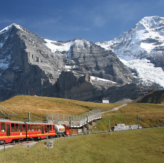 PLACES FOR PHOTOS. Photographer in Interlaken area