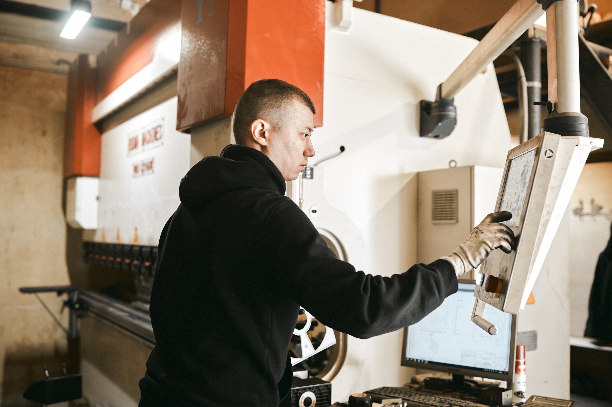 Съемка на производствах. Коммерческий фотограф в Казани Ксения Добролюбова