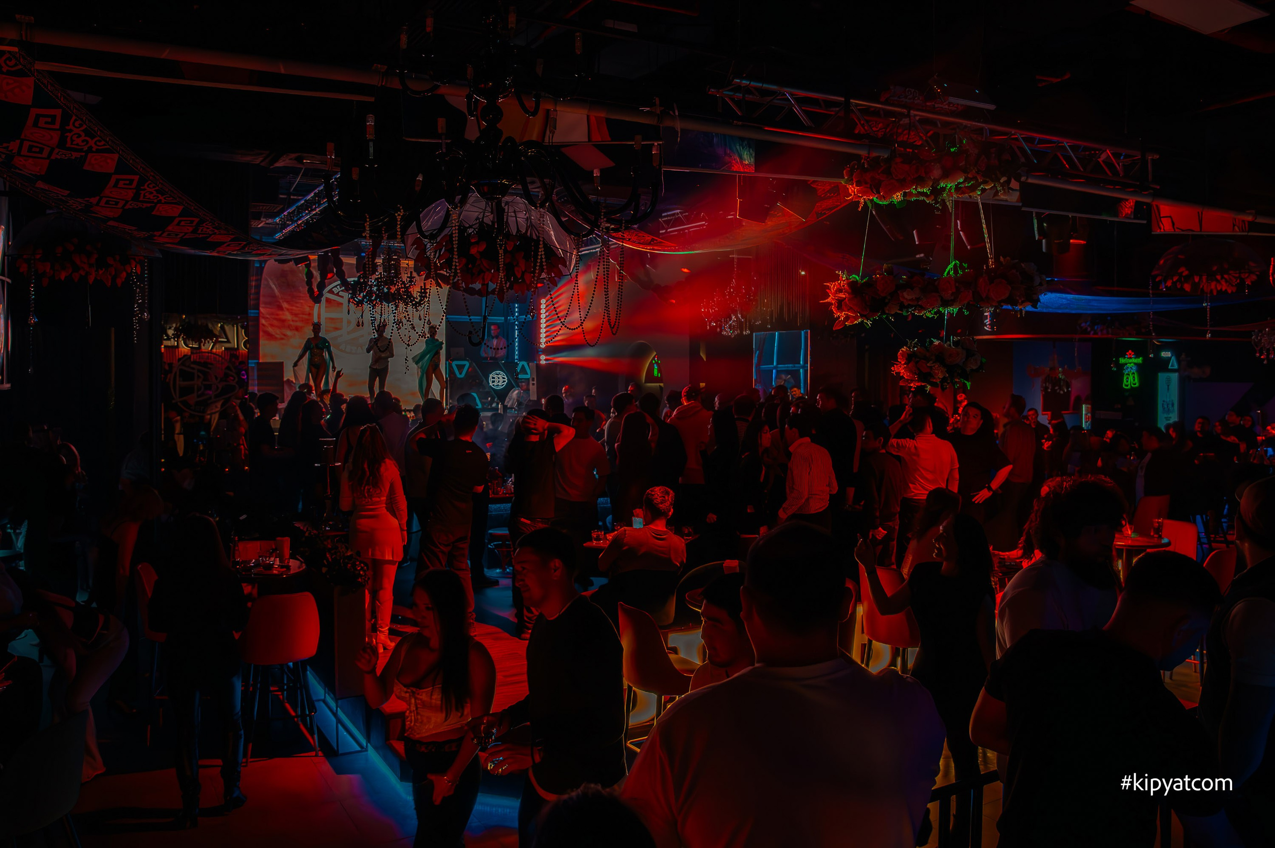 Bla Bla Bar. Астана Кипятком