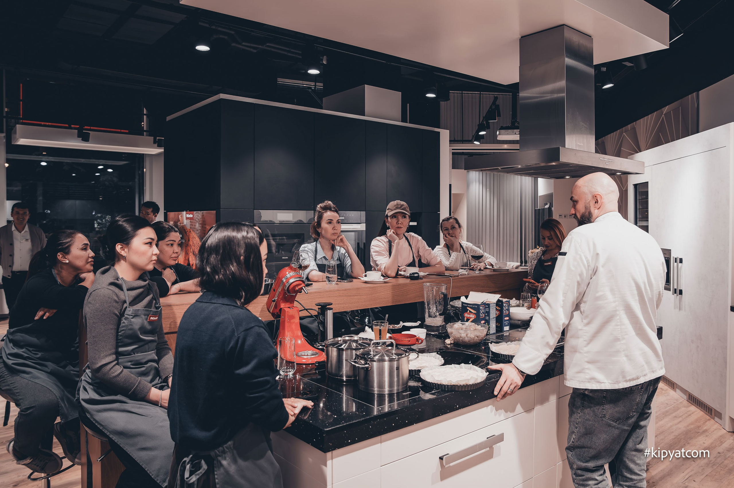 Miele. Астана Кипятком