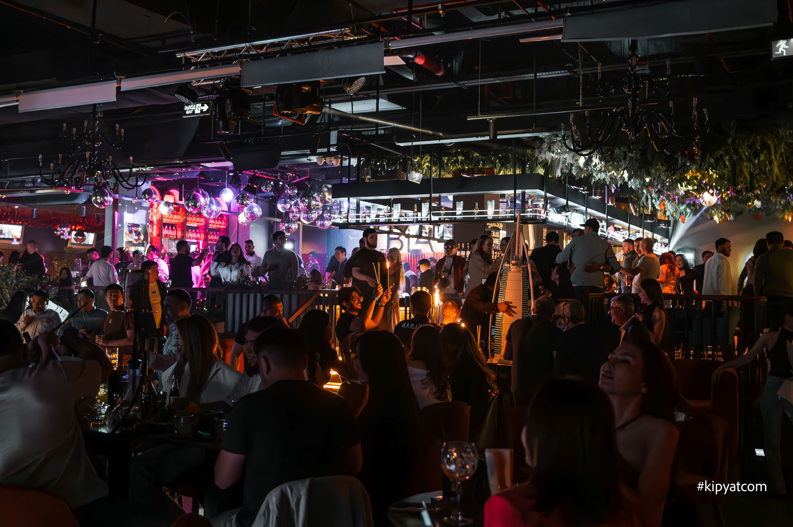 Bla Bla Bar. Астана Кипятком