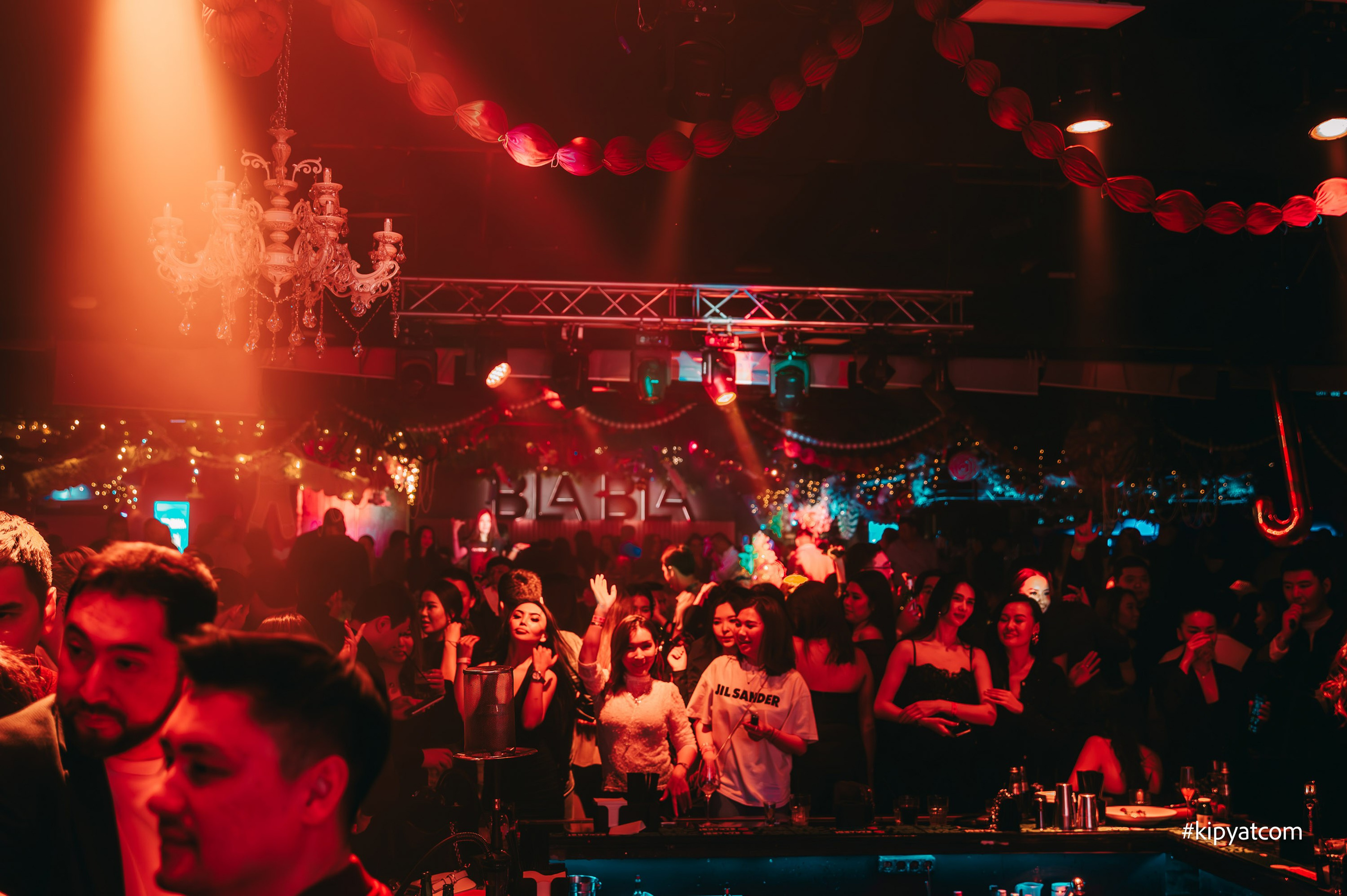 Bla Bla Bar. Астана Кипятком