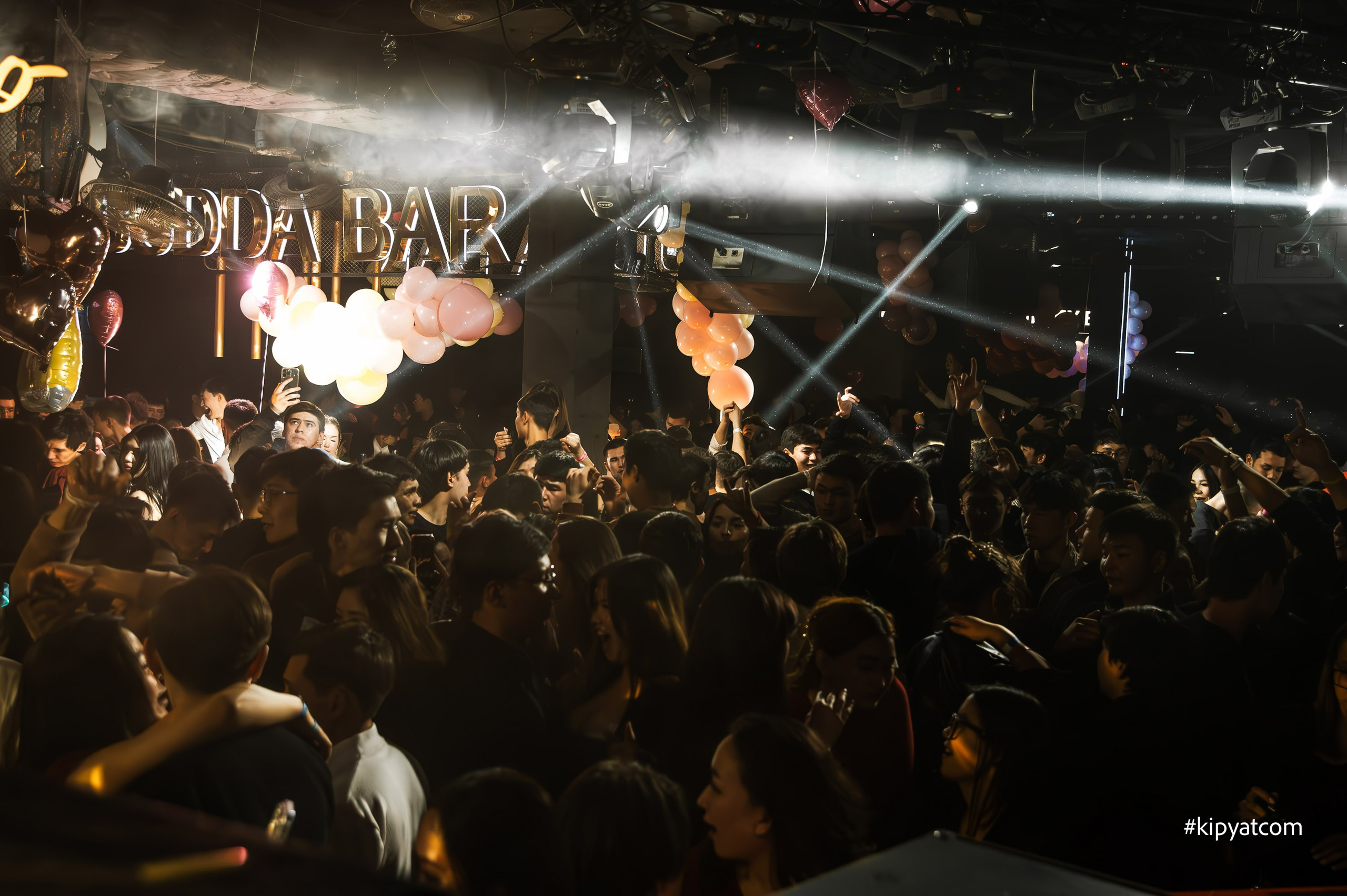 BHB. Астана Кипятком