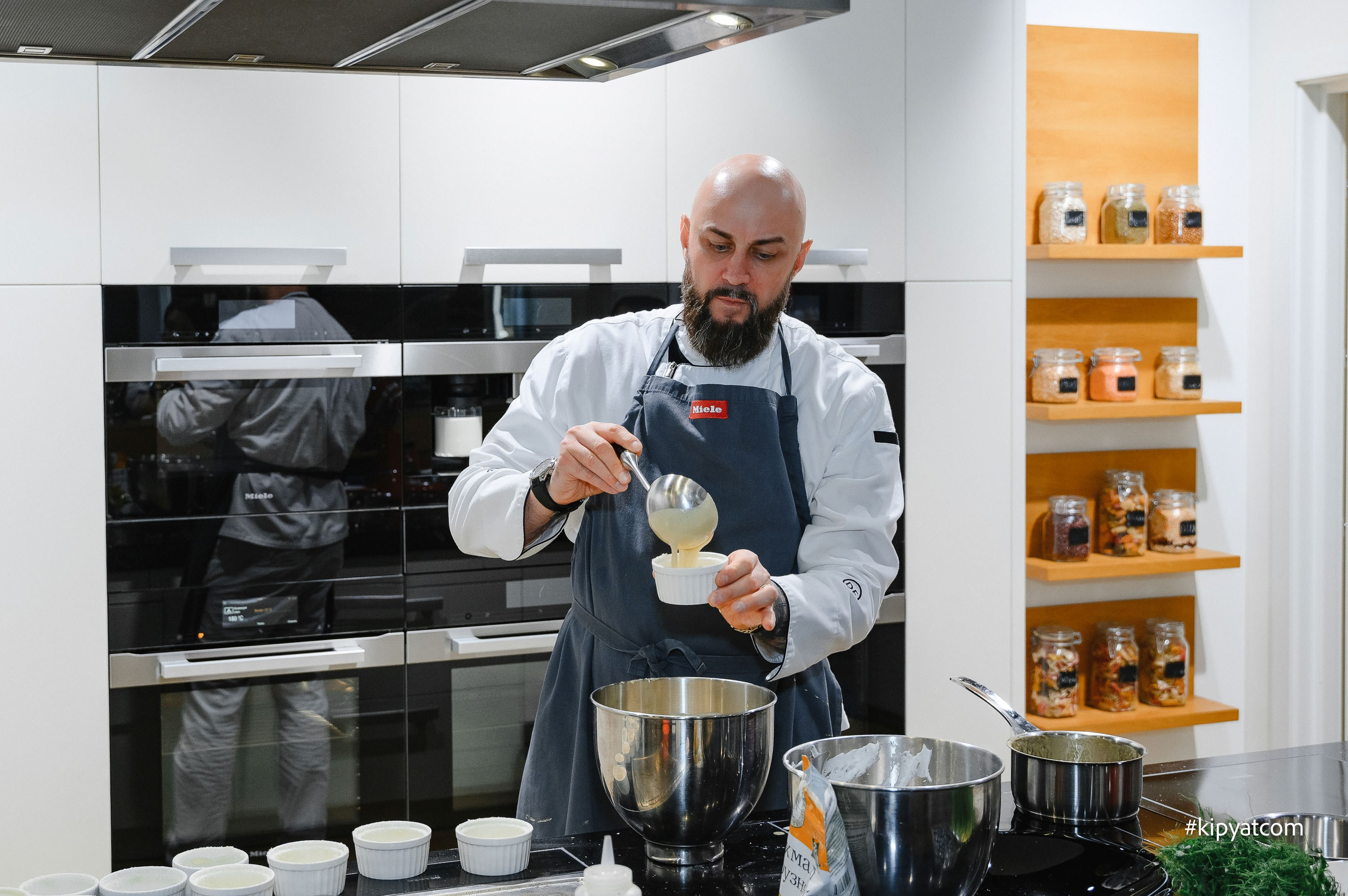 Miele. Астана Кипятком