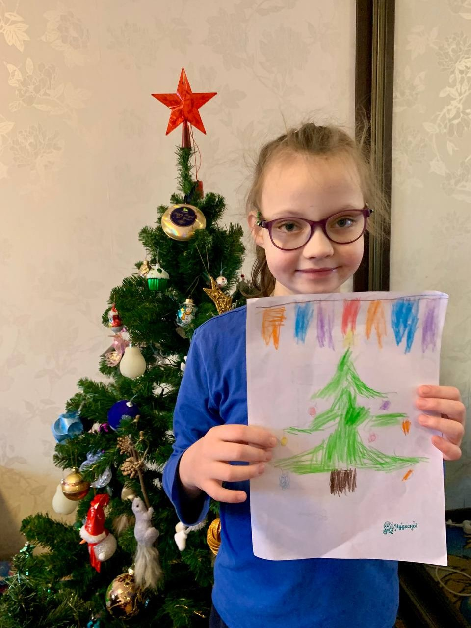 Новогодняя выставка рисунков детей. АНО «Центра социальных проектов «Путь в большой мир»