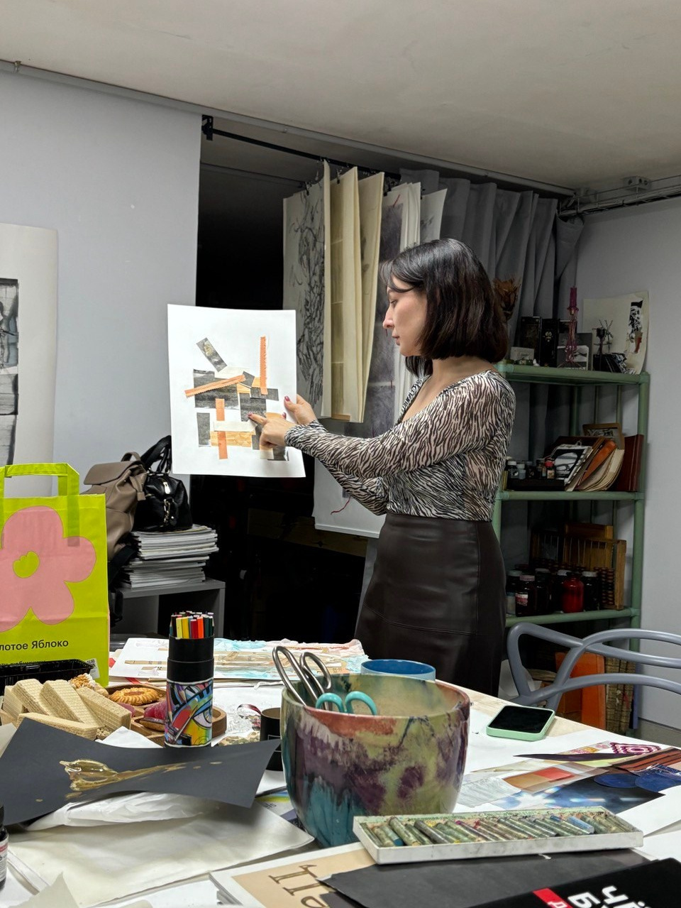 Коллажный клуб «Встречи с собой»: самопознание и творчество. Художник Даля Бучионите