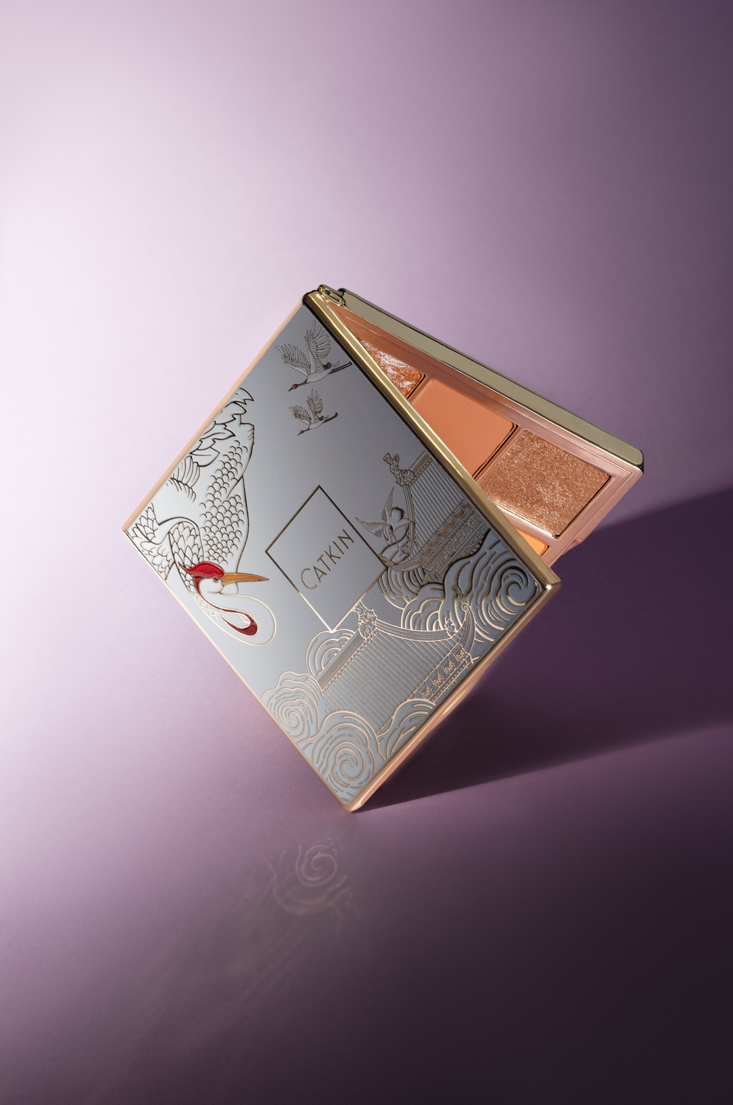 Прошла обучение рекламной предметной фотографии. Художественный фотограф Екатерина Серова