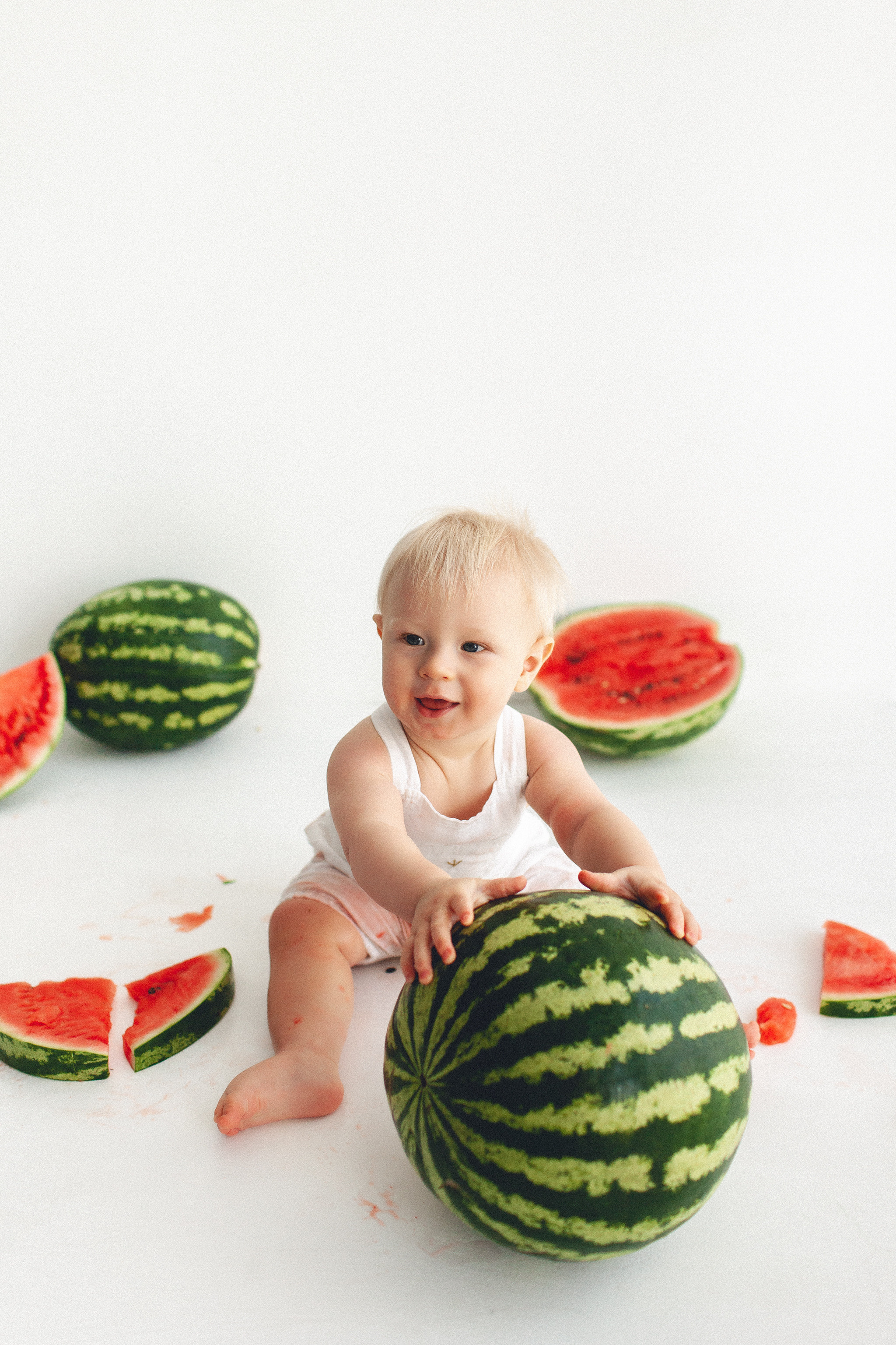 Фотосессия с Арбузиком. Детский фотограф в Самаре