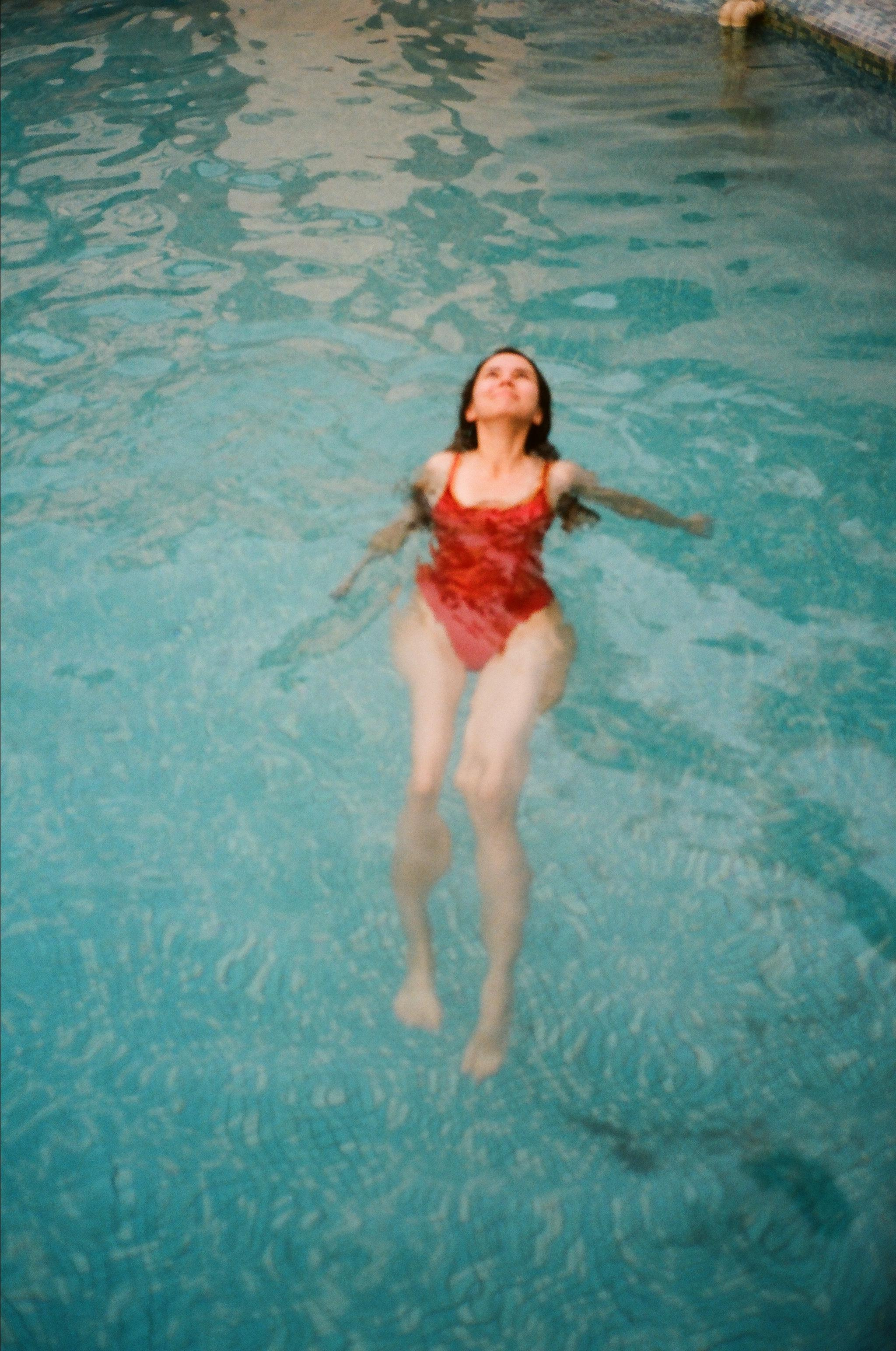 Bathing / Парение (2021-). Фотограф Ника Оксенчук