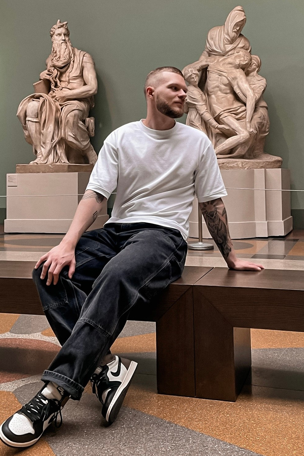 Контакты. Александр Драгович // Фотограф Москва